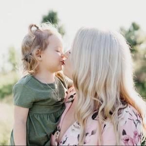 Meet your Posher, Mackenzie